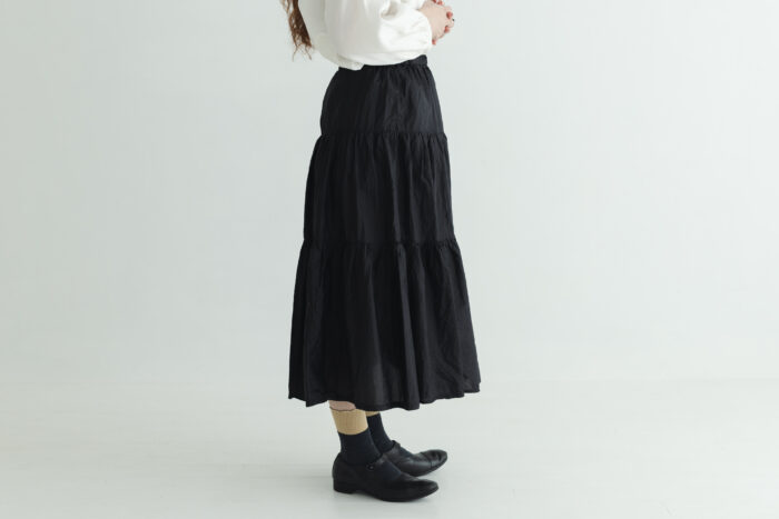 SILK TIERED SKIRT black 2