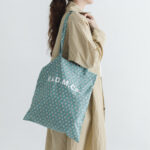 SMOKEY BURNET TOTE BAG sax