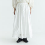 予約 SCALLOPED LACE GATHER SKIRT white サイズ2　6月