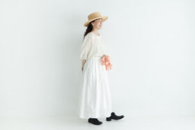 予約 SCALLOPED LACE GATHER SKIRT white サイズ2　6月 6