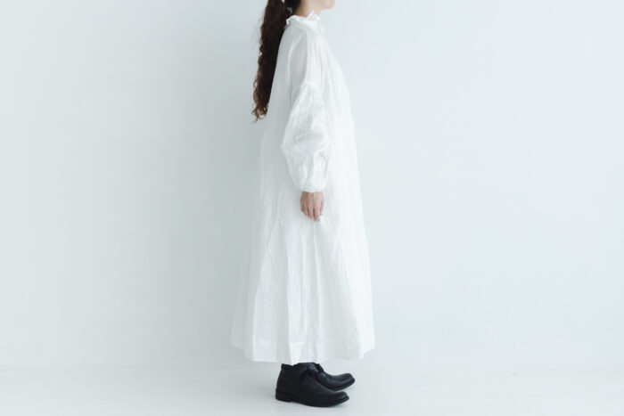 予約 LINEN FRILL COLLAR DRESS white サイズ1　2月末〜3月初 2