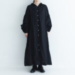 LINEN FRILL COLLAR DRESS black サイズ1　