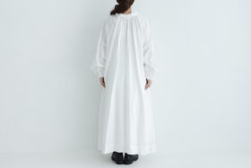 LINEN FRILL COLLAR DRESS white サイズ2　 3