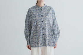 予約 R214 LIBERTY BAND COLLAR BLOUSE blue 1月末〜2月初 1