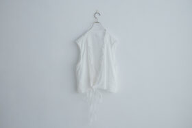 予約 G933 FRILL CASHECOEUL GILET white 4月初〜4月中 4