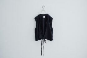 予約 G933 FRILL CASHECOEUL GILET black 4月初〜4月中 6