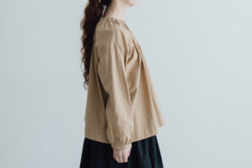 予約 LA 270 ANONYMOUS STRING SMOCK BLOUSE beige 2月初〜2月中 2