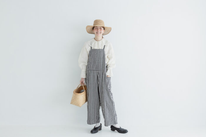 G963 GINGHAM TRAVAIL SALOPETTE ivory-black 5