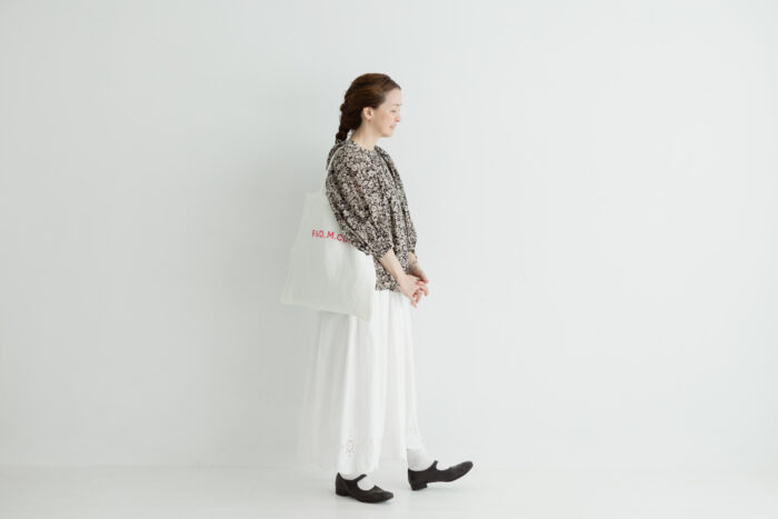 C/L.W.B GATHER SMOCK 6