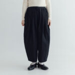 R244 CAMILLE TUCK PANTS noir