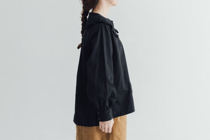 R262 FRILLY COLLAR BLOUSE black 2
