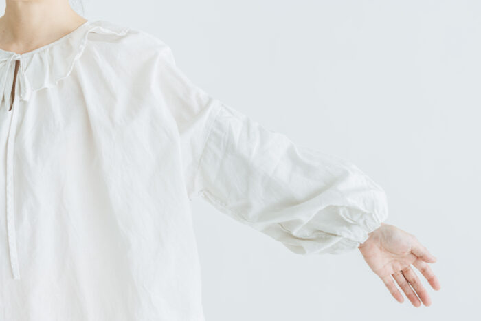 G1045 ANTIQUE PIERROT COLLAR BLOUSE graysh off 4
