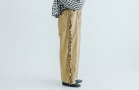 予約 G1025 VIVIENNE PANTS mat beige 6月中〜6月末 2