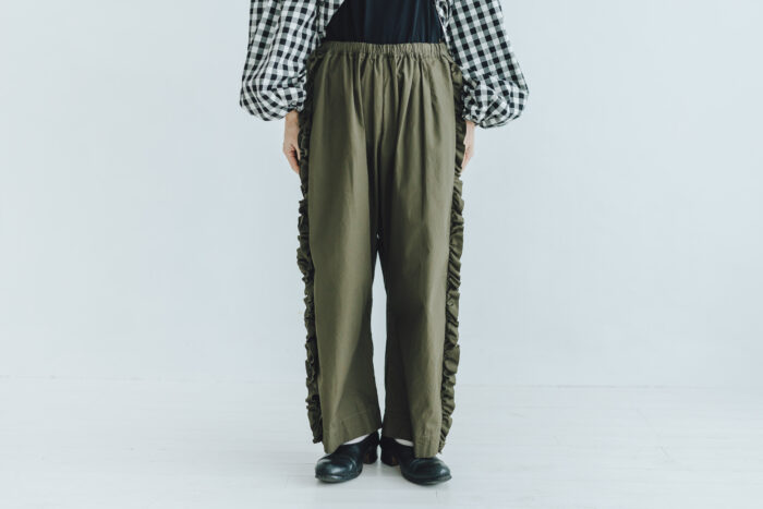 予約 G1025 VIVIENNE PANTS mat khaki  6月中〜6月末 1