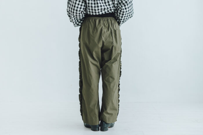予約 G1025 VIVIENNE PANTS mat khaki  6月中〜6月末 3