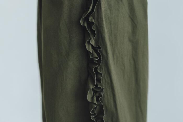 予約 G1025 VIVIENNE PANTS mat khaki  6月中〜6月末 4