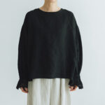 G1024 ANTIQUE LACE SLEEVE ATELIER BLOUSE noir 8