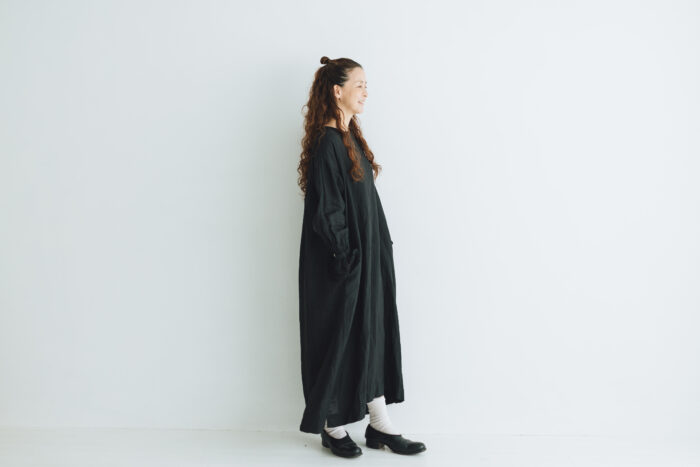 G1022 ANTIQUE LACE SLEEVE ATELIER ONE PIECE noir 6