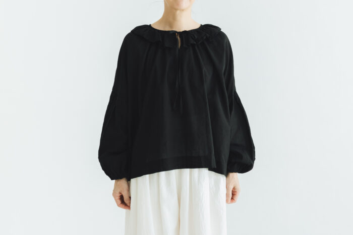 G1045 ANTIQUE PIERROT COLLAR BLOUSE black 1
