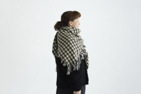 CHECK BLANKET  cream×black 1
