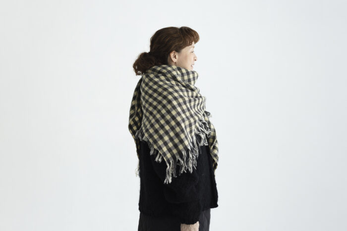 CHECK BLANKET  cream×black 1