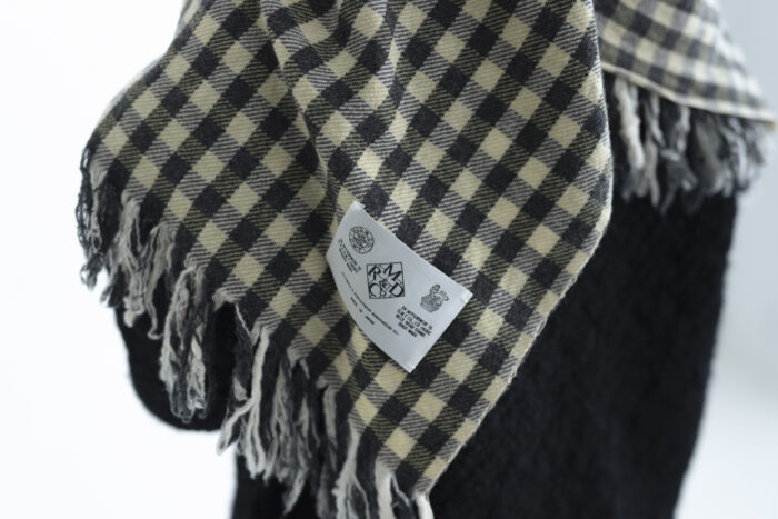 CHECK BLANKET  cream×black 3