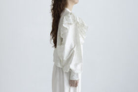 Ruffle Short Blouse white 2
