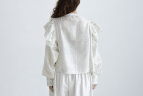 Ruffle Short Blouse white 3