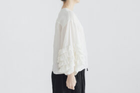予約 G1077 ANTIQUE LACE FRILL SLEEVE BLOUSE antique white 6月末〜7月初 2
