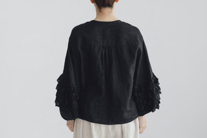 予約 G1077 ANTIQUE LACE FRILL SLEEVE BLOUSE noir 6月末〜7月初 3
