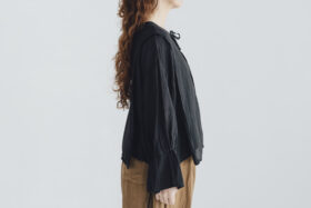 予約 G1075 CURIOUS 2WAY BLOUSE noir 6月中〜6月末 2