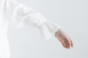 予約 G1071 ANTIQUE LACE FRILL 2WAY BLOUSE antique white 6月中〜6月末 5