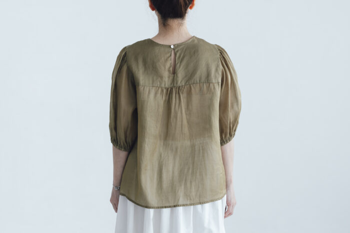予約 G1081 GATHER SLEEVE MODERNIST BLOUSE khaki 7月初〜7月中 3
