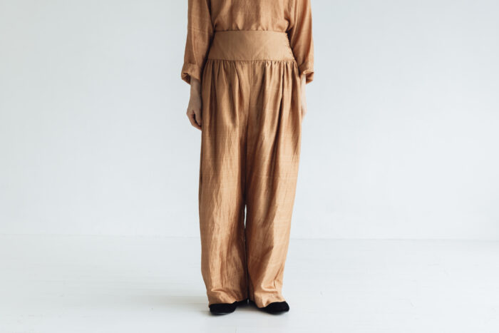 BN5002 Khadi Silk  Wide Belt Tuck Pants C.Brown 1