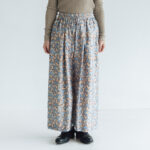 BN 2563 Embroidery Tuck Pants Dull blue