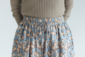 BN 2563 Embroidery Tuck Pants Dull blue 4
