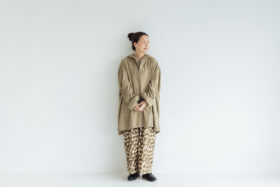 BN 2563 Embroidery Tuck Pants olive 5