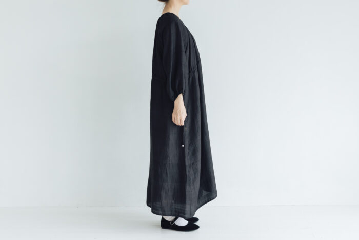 BN2005 Back Button Dress black 2