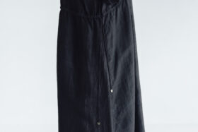 BN2005 Back Button Dress black 5