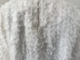 BN2570 Embroidery Blouse   Off White 4