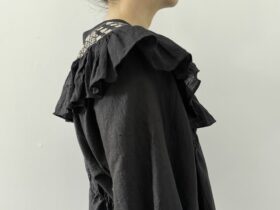 BN2588 Embroidery Ruffle Collor black 2