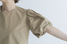 TAFFETA BALLOON SLEEVE BLOUSE beige 4