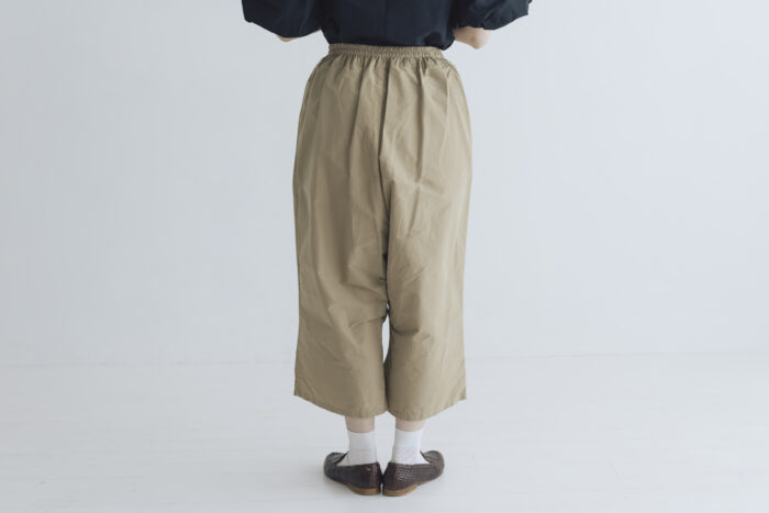 TAFFETA GUM PANTS beige 3