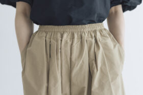TAFFETA GUM PANTS beige 4