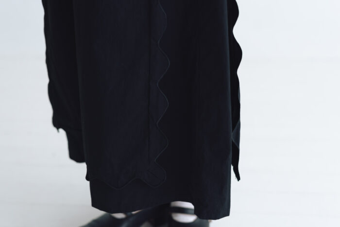 予約 R305 JOU JOU APRON SKIRT black  9月中〜9月末 4