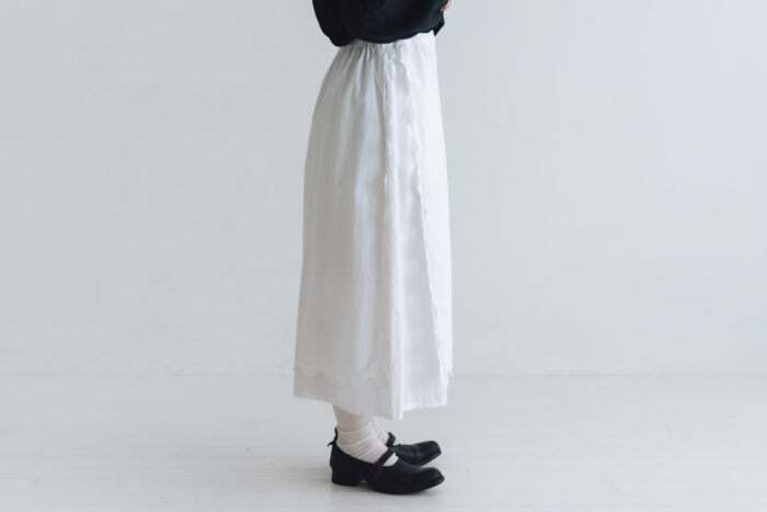 予約 R305 JOU JOU APRON SKIRT white  9月中〜9月末 2