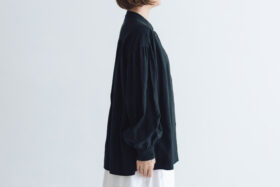 予約 R321 CAMILLE BAND COLLER SHIRT black  10月末〜11月初 2