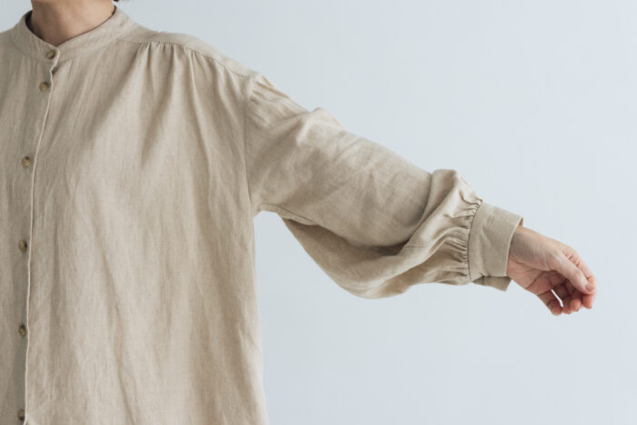 予約 R321 CAMILLE BAND COLLER SHIRT natural  10月末〜11月初 4