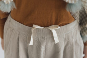 予約 R325 CORDUROY TAPERED PANTS pearl gray 10月末〜11月初 4