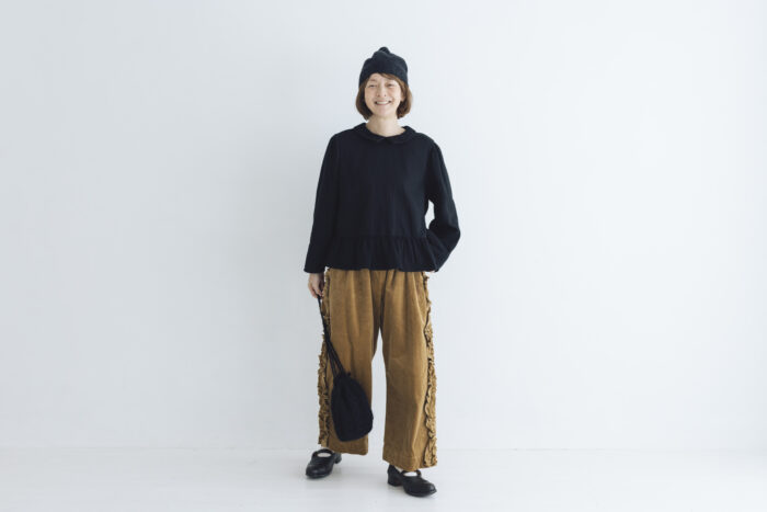 予約 G1128 CORDUROY VIVIENNE PANTS beige  10月中〜10月末 6